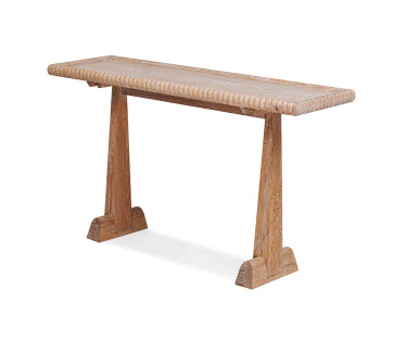 LEVANT CONSOLE