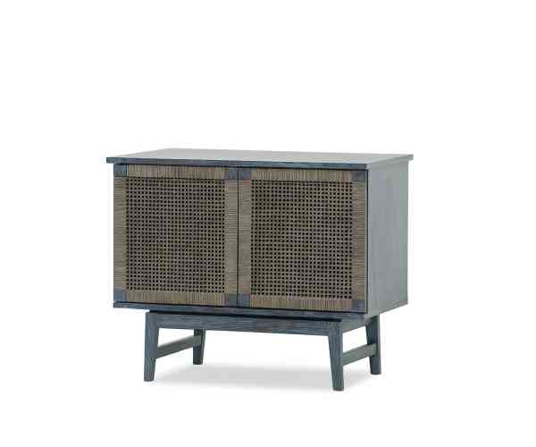 HARNETT CHEST2