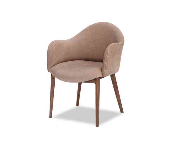 AMY CHAIR2
